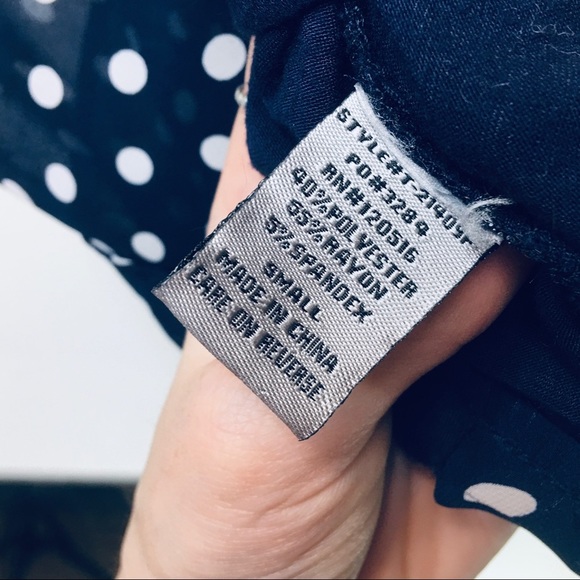 5/$25 S Line Navy Blousy Top - Picture 5 of 5